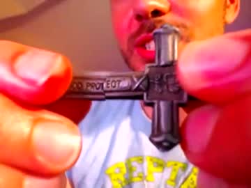 webcam man hung_dude_19 image #2863227