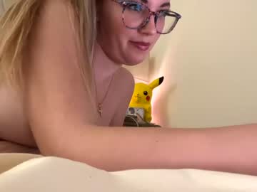 webcam girl mariah95 image #3550078