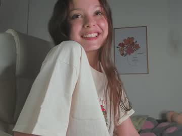 webcam girl urlittlegirl_ image #3373253
