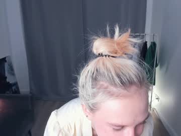 webcam girl lili_summer image #5672087
