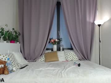 webcam girl nika_lodge image #44393