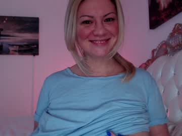 webcam girl kiradivine image #1058563