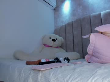 webcam girl emily_____ image #5052736