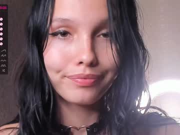 webcam girl crystalreves image #2618468