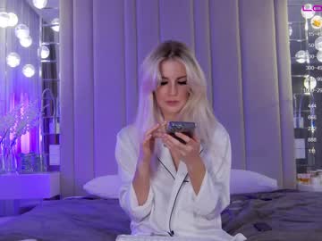 webcam girl krissone image #3705934