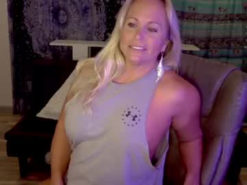 webcam girl wondrwomn image #2343161
