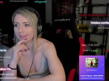 webcam girl kimilee22 image #4448690