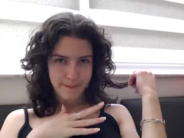 webcam girl frenchava image #4255081