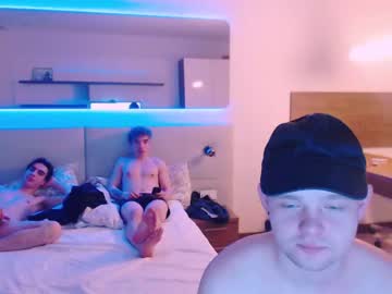 webcam man stralght_twinks image #3464131