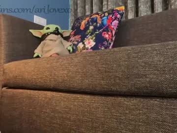 webcam couple ari_lovexo image #3964217