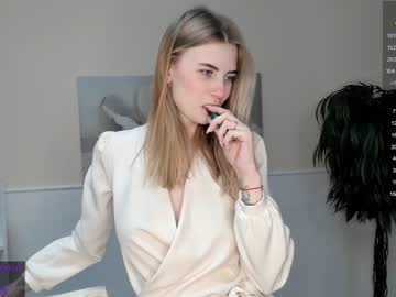 webcam girl fannycullimore image #6570570