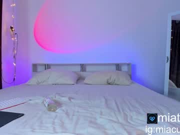 webcam girl miatooresss image #4826895