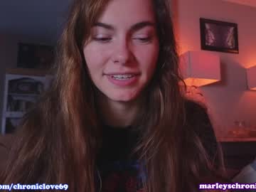 webcam girl chroniclove image #5151258