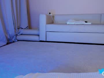 webcam girl hollyextra image #3603669