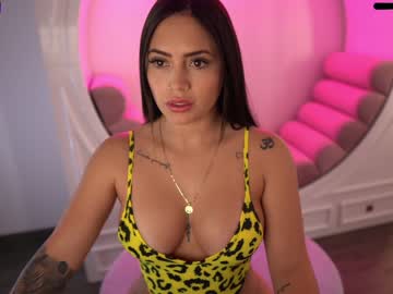webcam girl ashlyeroberts1 image #900082