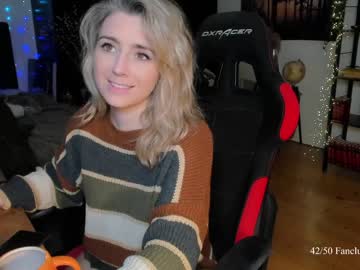 webcam girl kimilee22 image #6043685