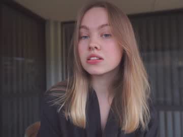 webcam girl bibi_it_is image #4959500