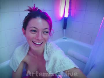 webcam girl artemisfit image #210290