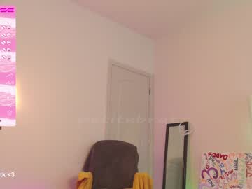 webcam girl petitebrat image #4485310