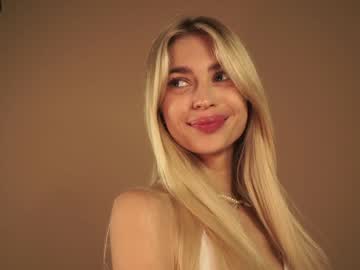 webcam girl cuteelsa_ image #4887528