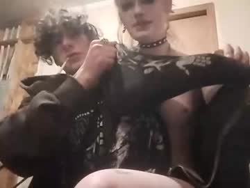 webcam couple bansheebb420 image #6869302