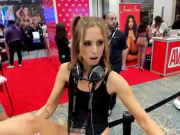 webcam couple yourgirlmillie image #3448869