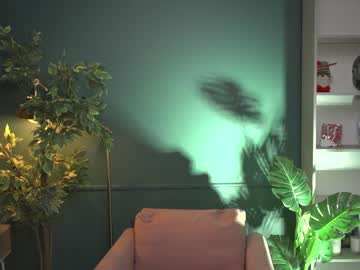 webcam girl ella_knockers_xl image #1421453