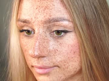 webcam girl artease image #5520827