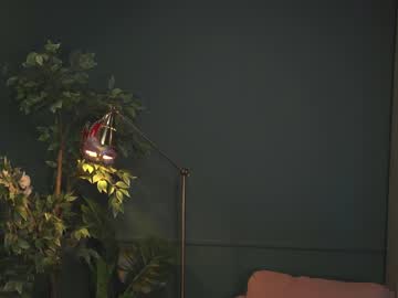 webcam girl ella_knockers_xl image #1247562