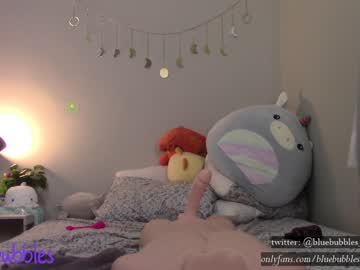 webcam girl blue_bubbles118 image #1684224