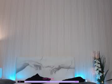 webcam girl lili_and_niki image #1241315