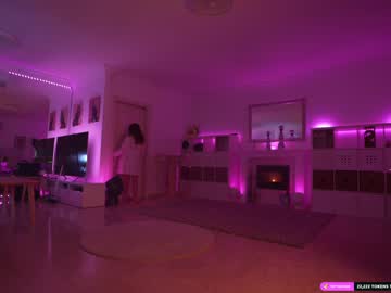 webcam girl hannahjames710 image #578826