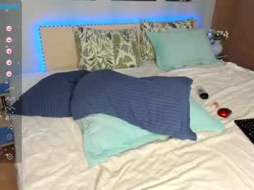 webcam girl river__flow image #4730944