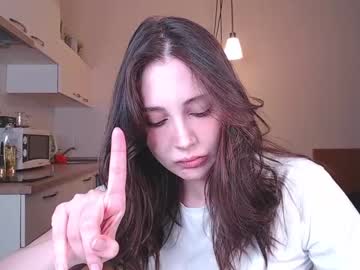webcam girl funnybunny3579 image #4217678