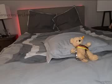 webcam couple ari_lovexo image #1317724