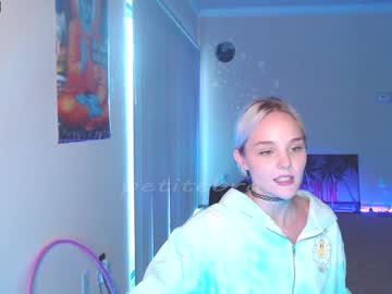 webcam girl petitebrat image #254097