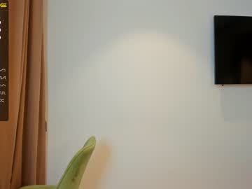webcam girl carolynsveronica image #5025450
