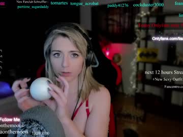 webcam girl kimilee22 image #4235525