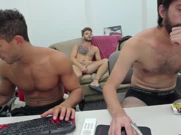 webcam man classied image #3907575
