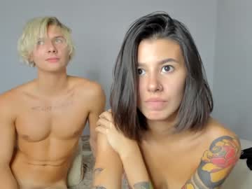 webcam couple skinnnkiss image #2741473