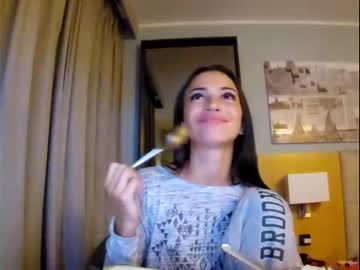 webcam girl toocutetohandle image #2681136