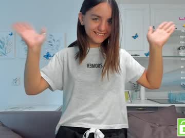 webcam girl karalyons image #4879685