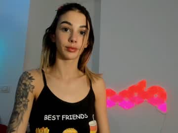 webcam girl hotfallingdevil image #3309078