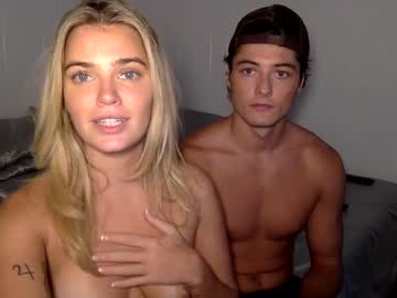 webcam couple littlemaryjane19 image #5776605
