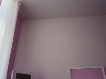 webcam girl strawberryjamx image #4660937