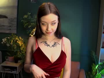 webcam girl ella_knockers_xl image #1319419