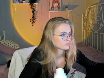 webcam girl linellali image #2476390