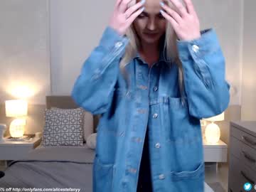 webcam girl smileyouarehere image #3896913