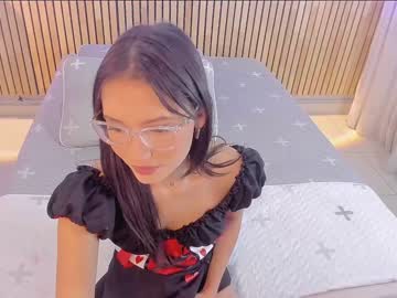 webcam girl little_effy18 image #6142215