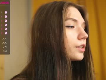 webcam girl angels_kiss image #4012455